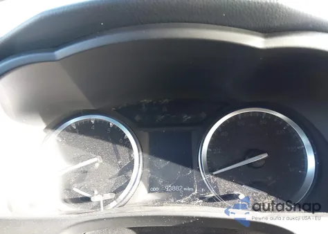 2016 Toyota Highlander Le Plus V6 z USA, uszkodzony, nr VIN 5TDBKRFH2GS251274